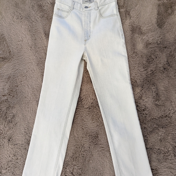 Jeans - Picture 2 of 3